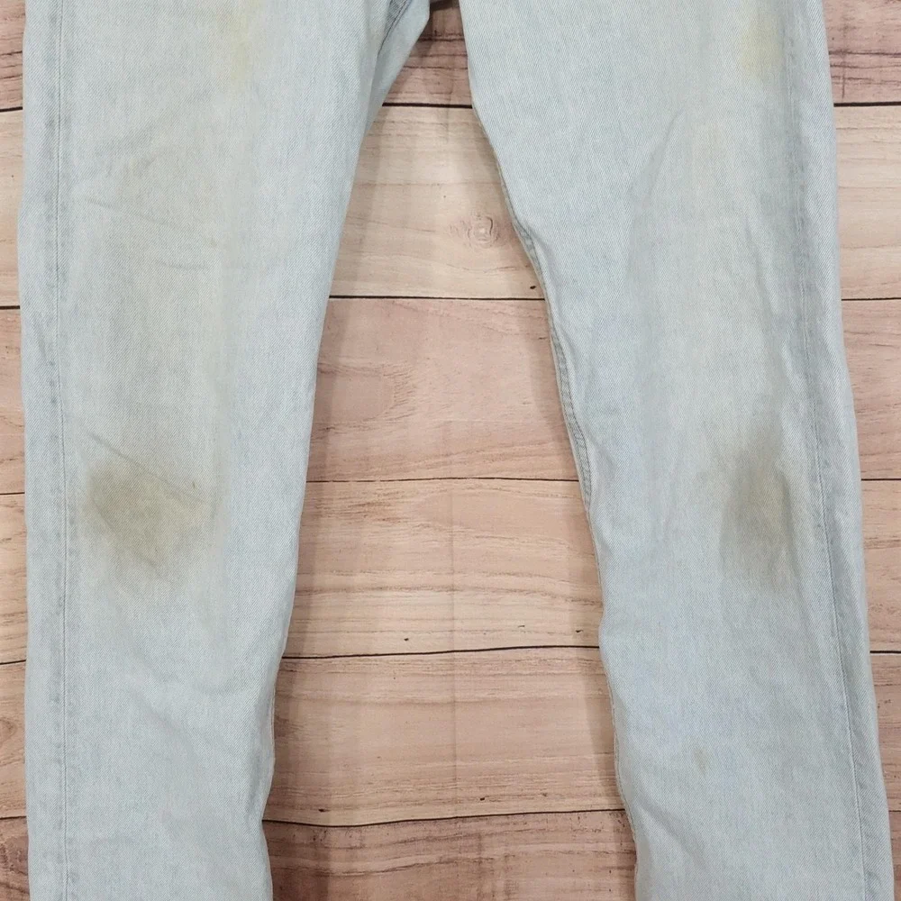 Vintage Levis 501 Jeans Mens 31x32 (33x34) Blue Light Wash Straight Denim USA